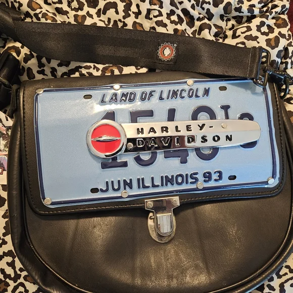 Harley-Davidson License Plate Crossbody Bag - Picture 1 of 7